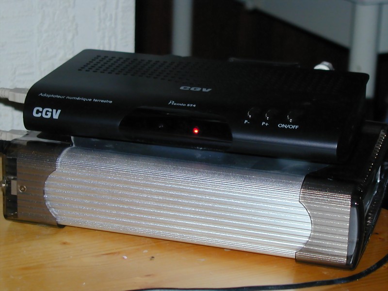 http://myhtpc.chez-alice.fr/htpc_img/premio ST4W.JPG